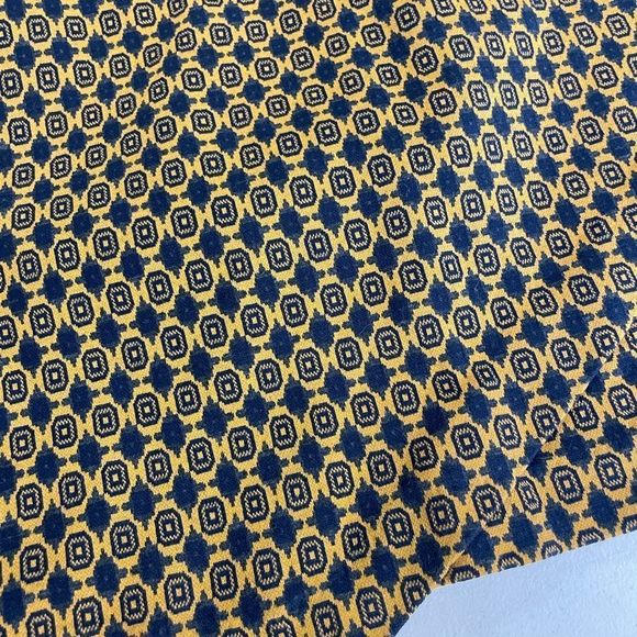 Cabi 3403 Standout Kensington Mini Skirt Large - Picture 9 of 9